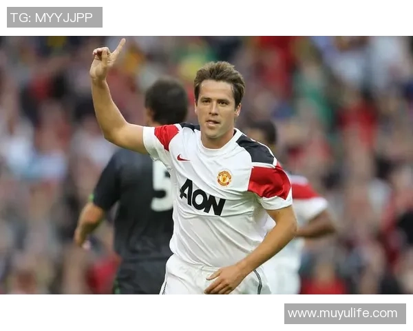 足球明星魅力瞬间尽在眼前精彩封面展示足球场上的传奇人物风采